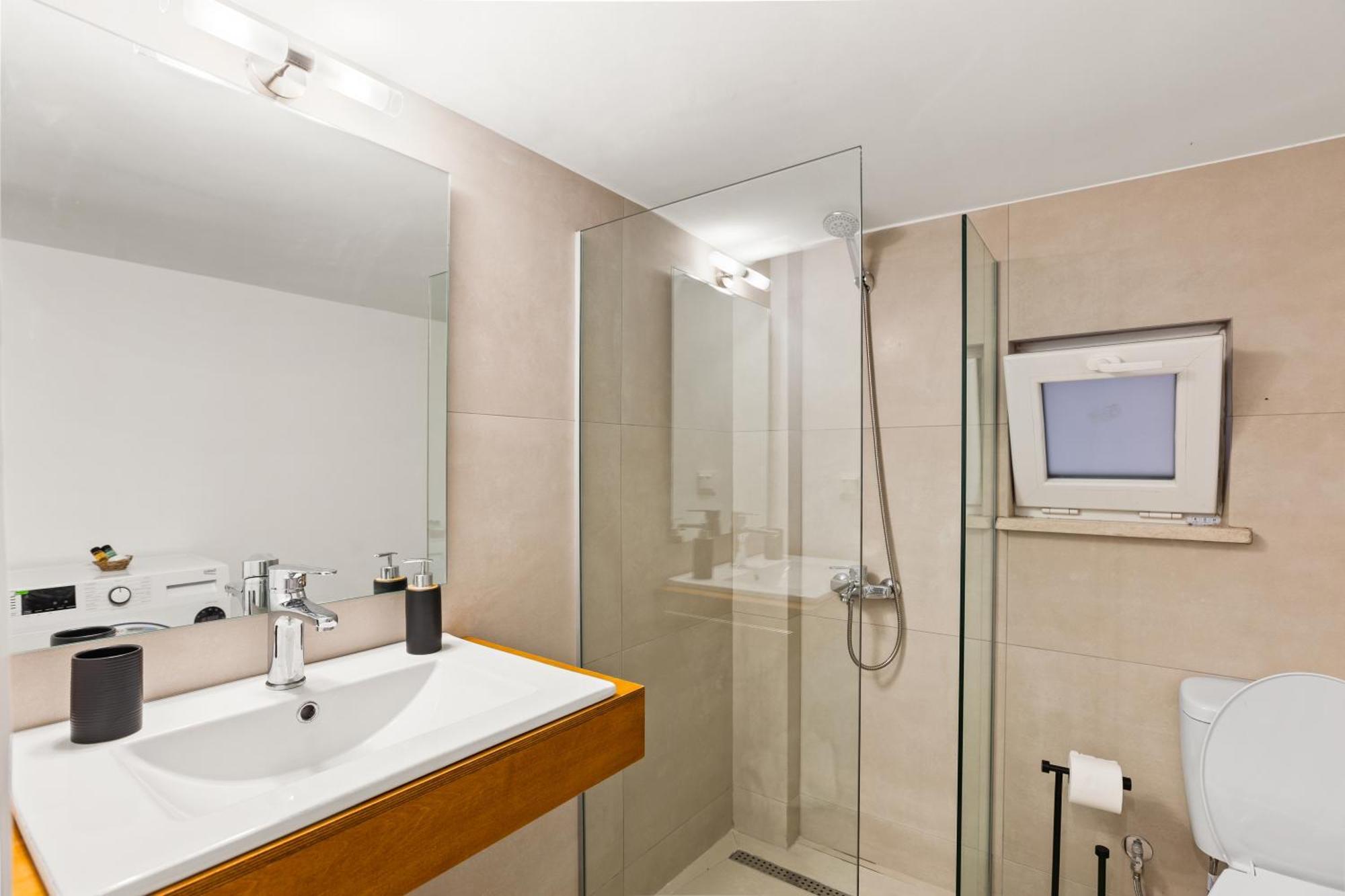 Nisos Apartments, Chania Center Екстер'єр фото