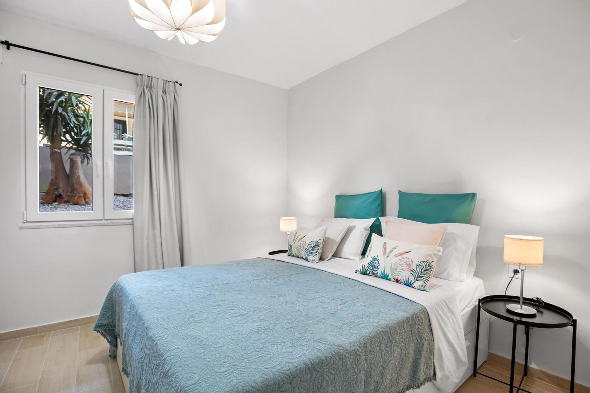 Nisos Apartments, Chania Center Екстер'єр фото