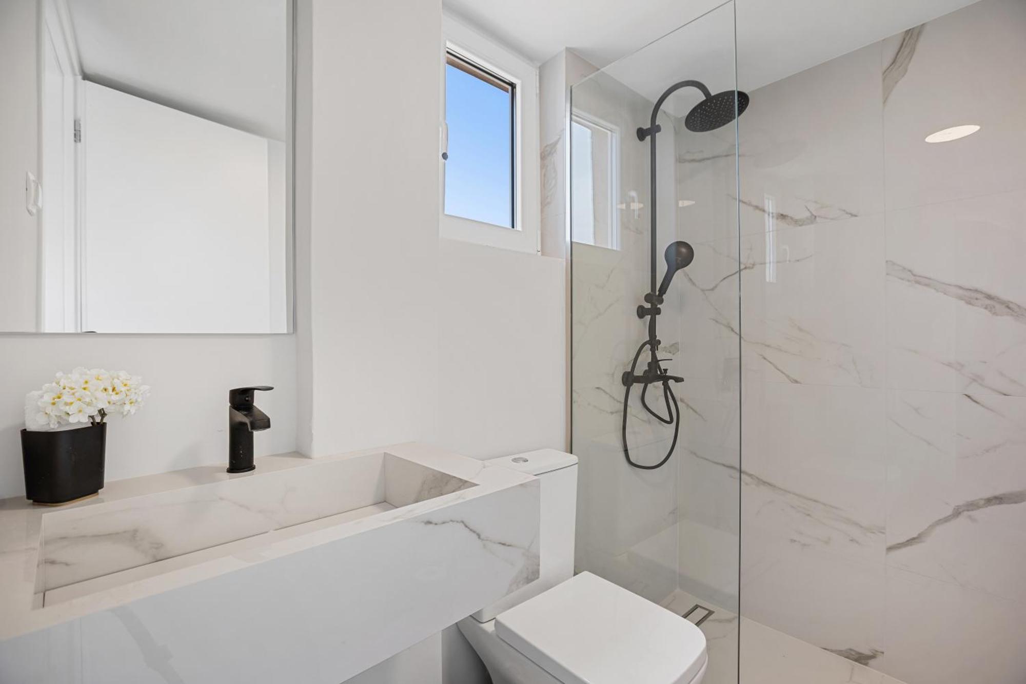 Nisos Apartments, Chania Center Екстер'єр фото